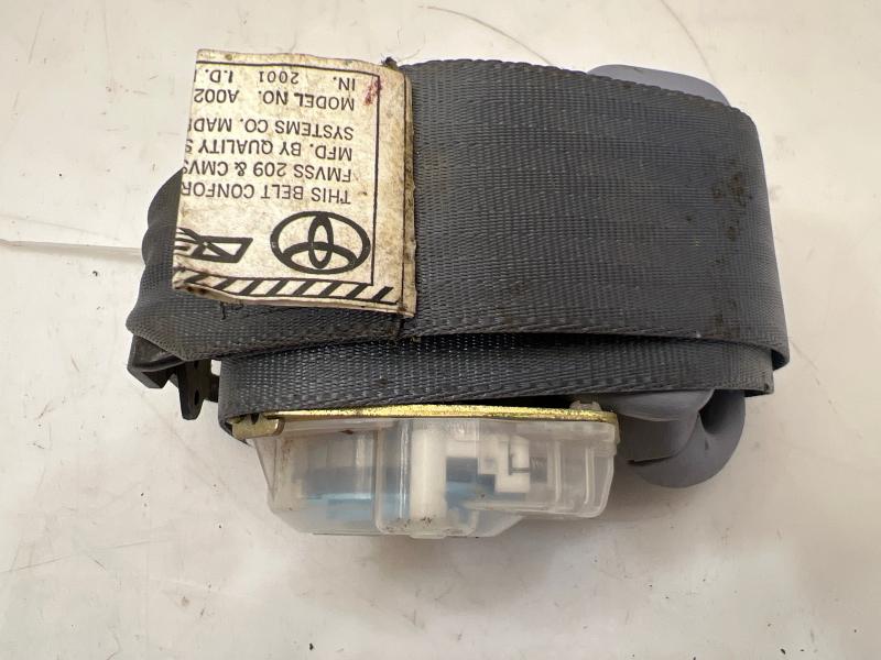 2001 Toyota Tundra Rear Seat Belt