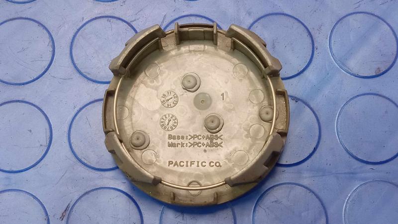 2015 Lexus ES 350 Center Cap