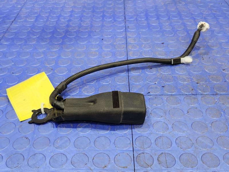 2017 Toyota Prius Front Seat Belt