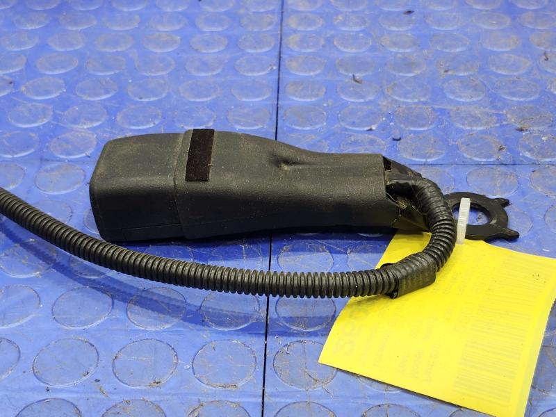 2017 Toyota Prius Front Seat Belt