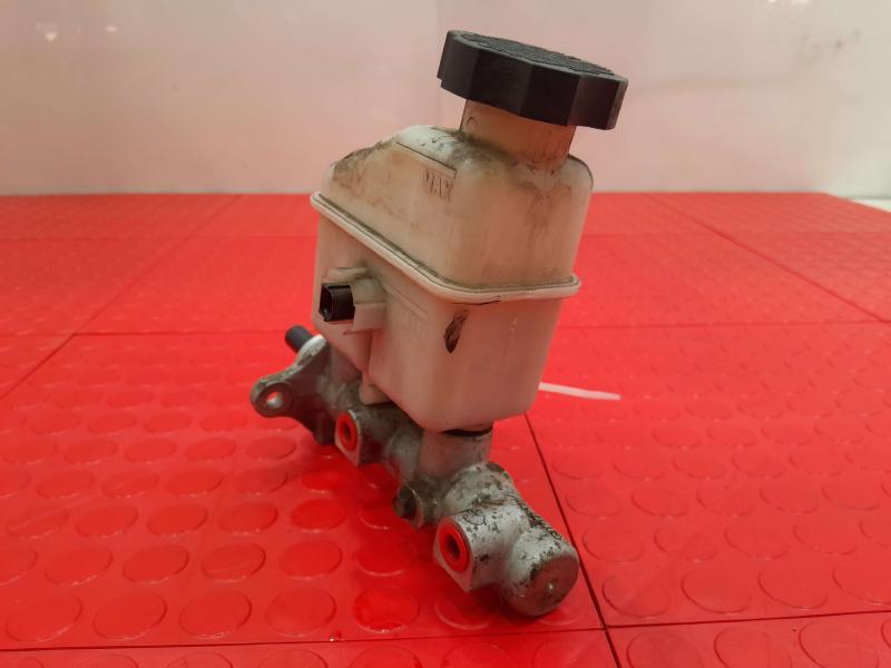 2011-2013 Kia Forte Brake Master Cylinder Assembly Genuine OEM 585101H200