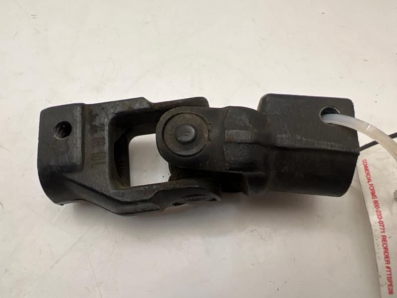 2010 - 2019 Jaguar XF XJ Steering U-Joint Coupling OEM C2D36954