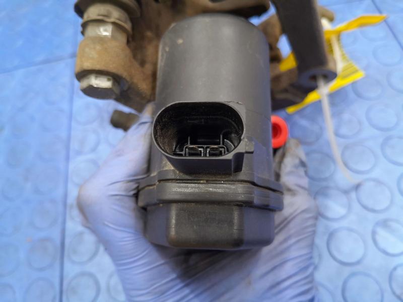 2014 Audi Q5 Caliper