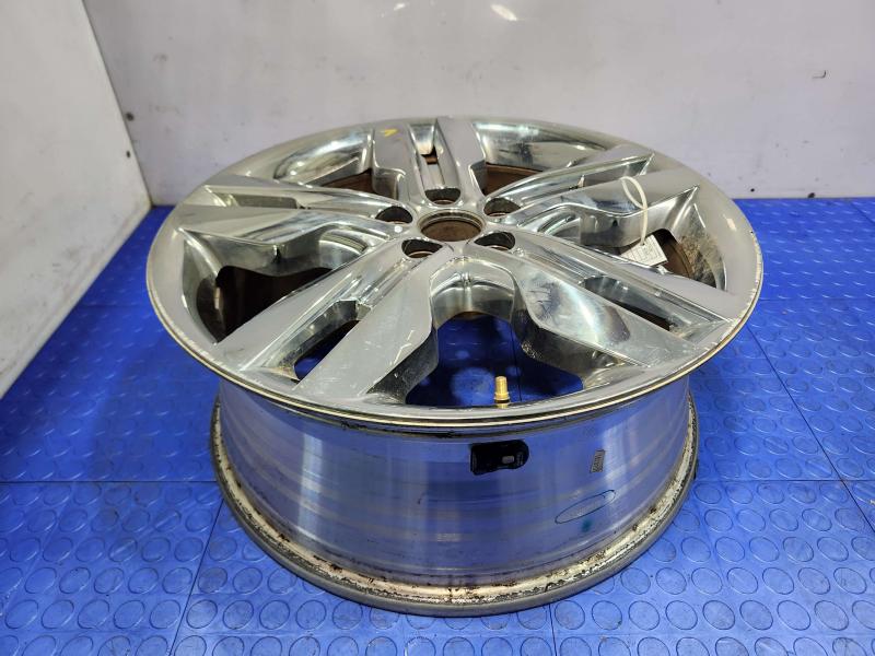 2011 Ford Edge Wheel
