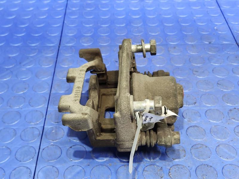 2014 Nissan Maxima Caliper