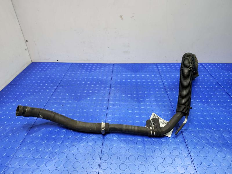 2014 Ford Mustang Fuel Filler Neck