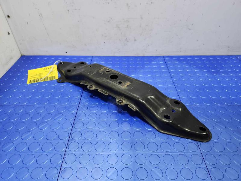 2015-2019 Subaru Outback 2.5L CVT Transmission Crossmember OEM 41011AL010