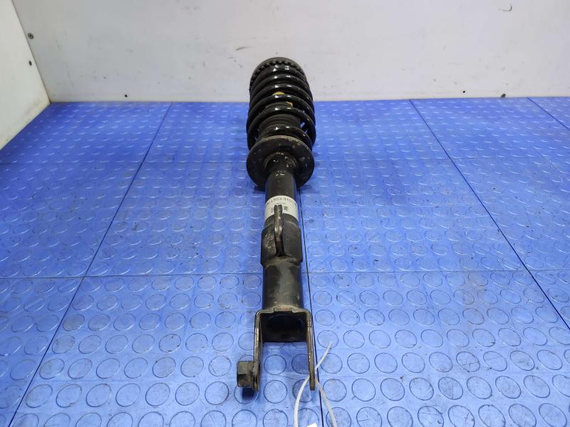 2010 Dodge Challenger Strut Assembly