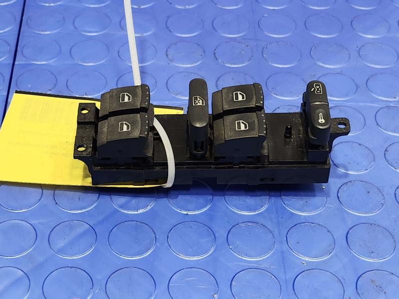 2005 Volkswagen Jetta Door Switch Front