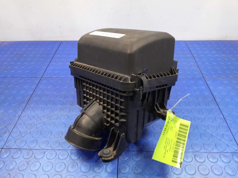 2020-2024 Kia Soul 2.0L Engine Air Cleaner Box Assembly Genuine OEM 28110J9250