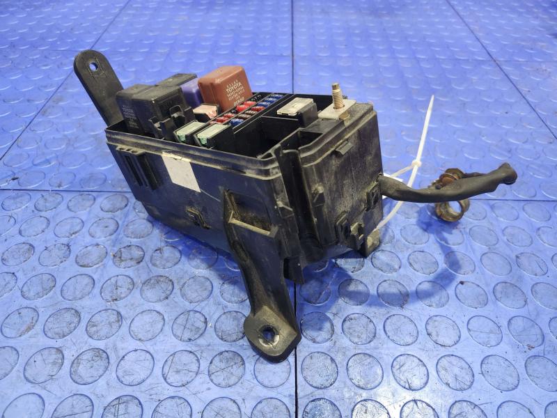 1997 Toyota Tacoma Engine Fuse Box