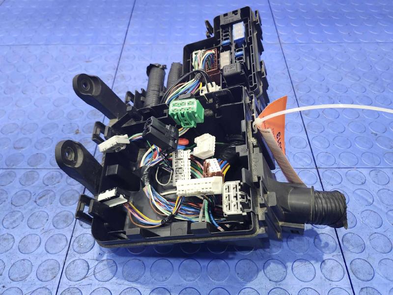 2015 Nissan Rogue Engine Fuse Box