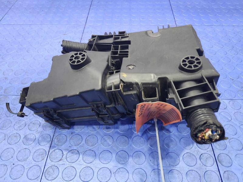 2015 Nissan Rogue Engine Fuse Box