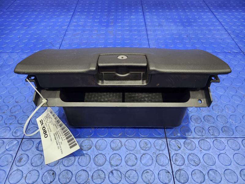 2017 Chevrolet Silverado 2500 Glove Box