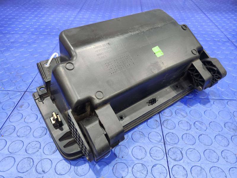 2017 Chevrolet Silverado 2500 Glove Box