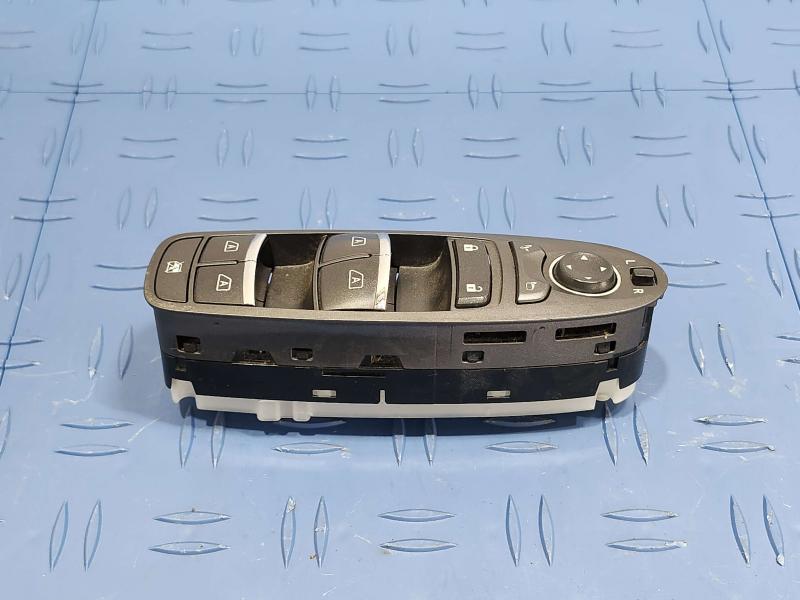 2014 Infiniti QX60 Door Switch Front