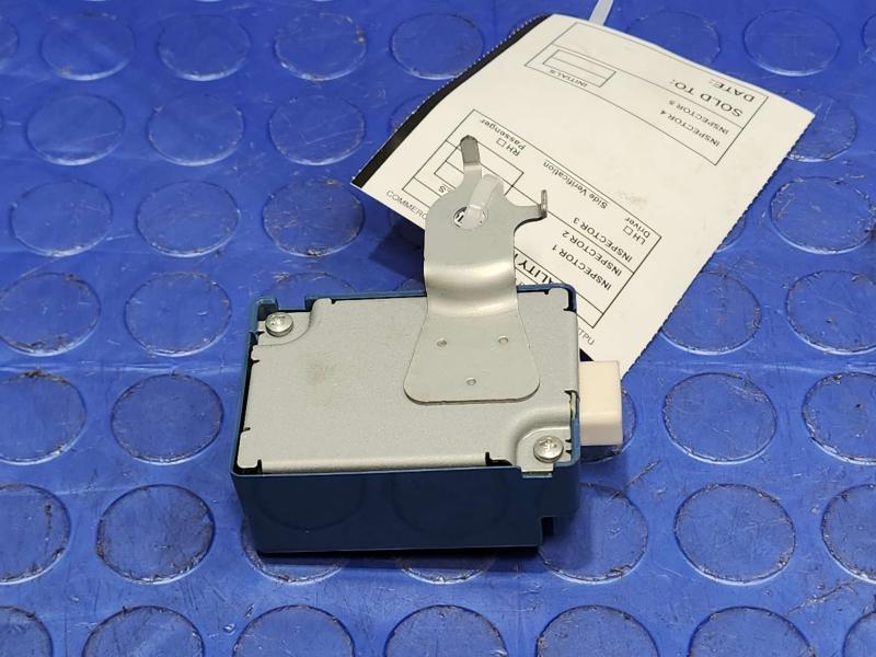 2013 Toyota Prius Chassis Brain Box