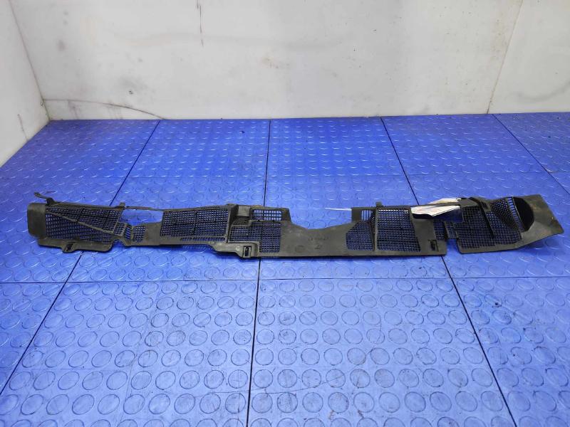 1976-1979 Cadillac Seville Cowl Panel Cover Grille Air Inlet OEM 1704471
