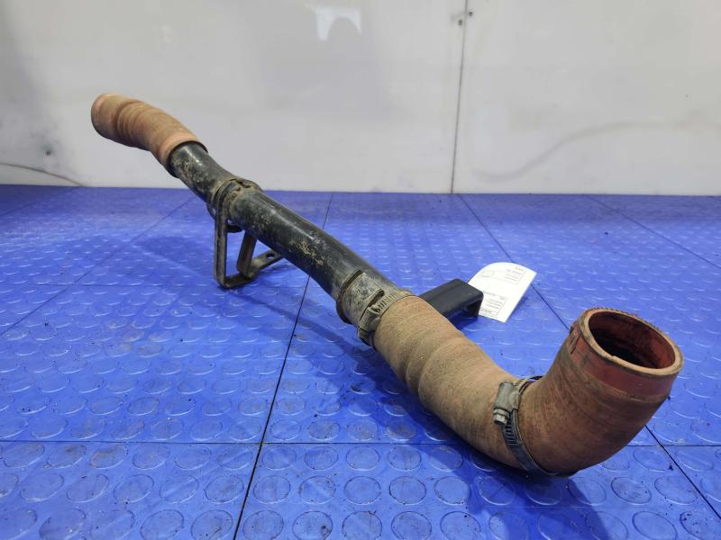 1988-1993 Isuzu NPR 3.9L Diesel Turbo Intercooler Charge Air Pipe Genuine