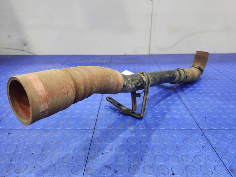 1988-1993 Isuzu NPR 3.9L Diesel Turbo Intercooler Charge Air Pipe Genuine