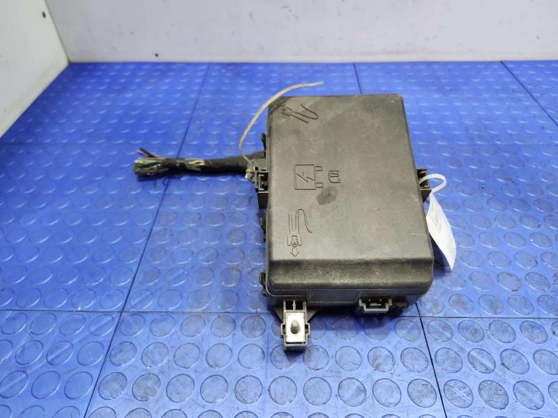 2016 Dodge Charger Engine Fuse Box