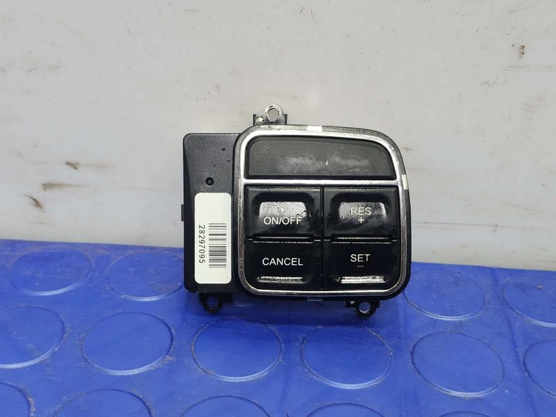 2012 Jeep Liberty Combination Switch