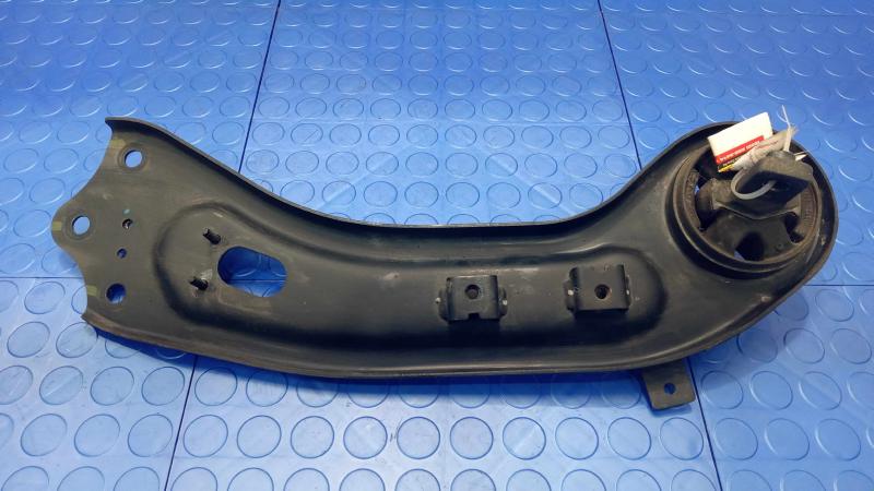 2017 Kia Sorento Lower Control Arm Rr