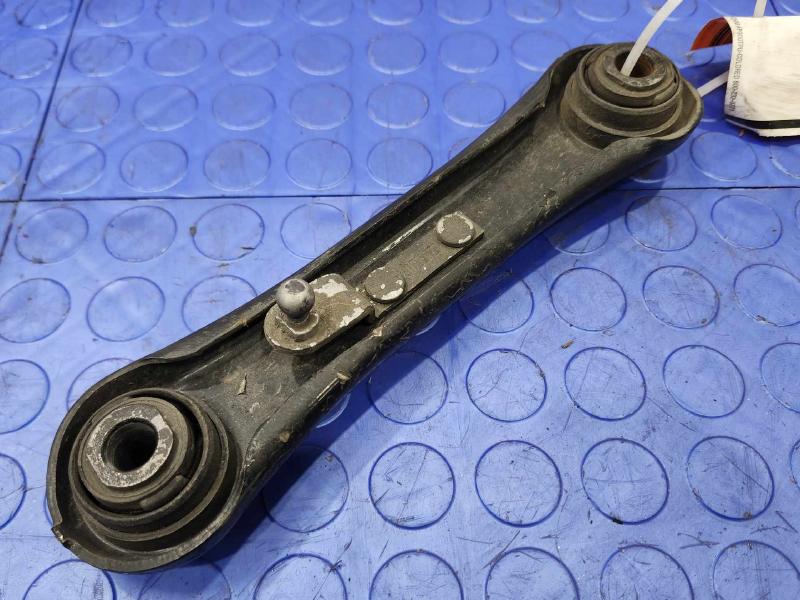 2012 Volvo XC60 Lower Control Arm Rr