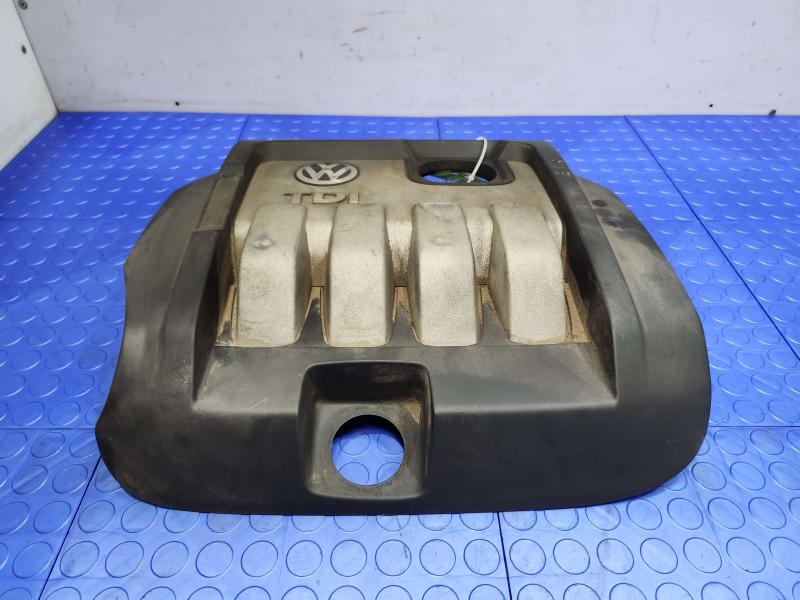 2005 Volkswagen Jetta Engine Cover