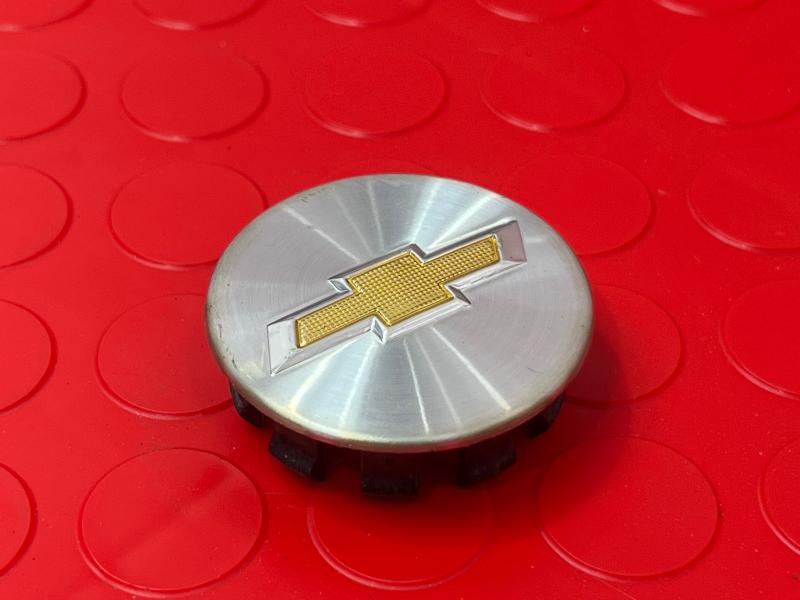 2016 Chevrolet Volt Center Cap