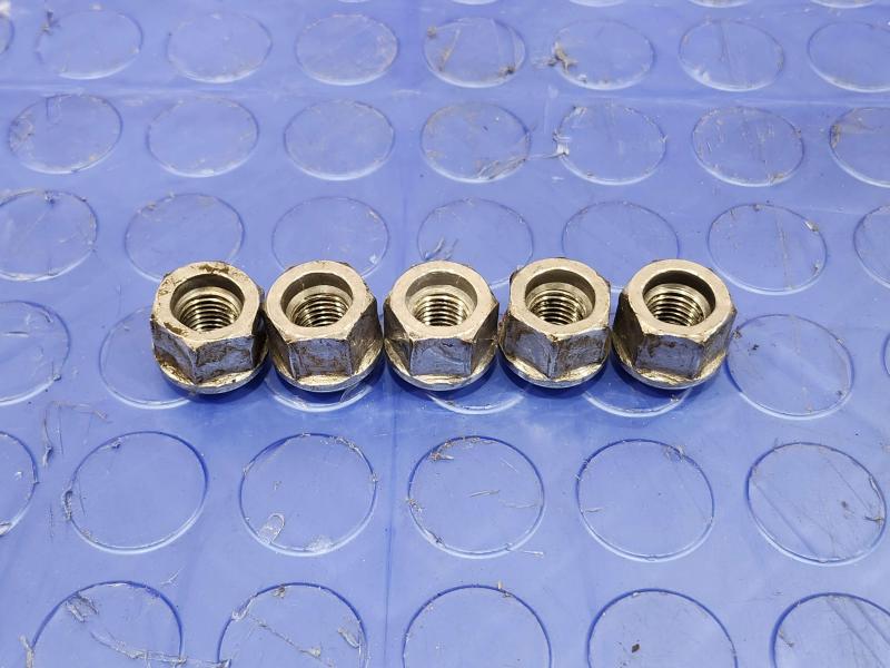 2013 Honda Civic Lug Nuts