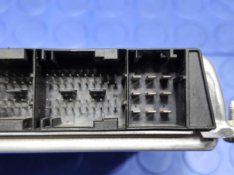 2003 BMW Z4 Engine/Motor Brain Box