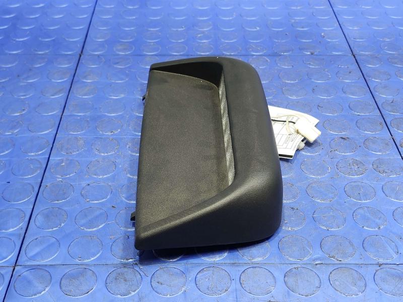 2014 Nissan Maxima 3Rd Brake Light Avoidance Lamp
