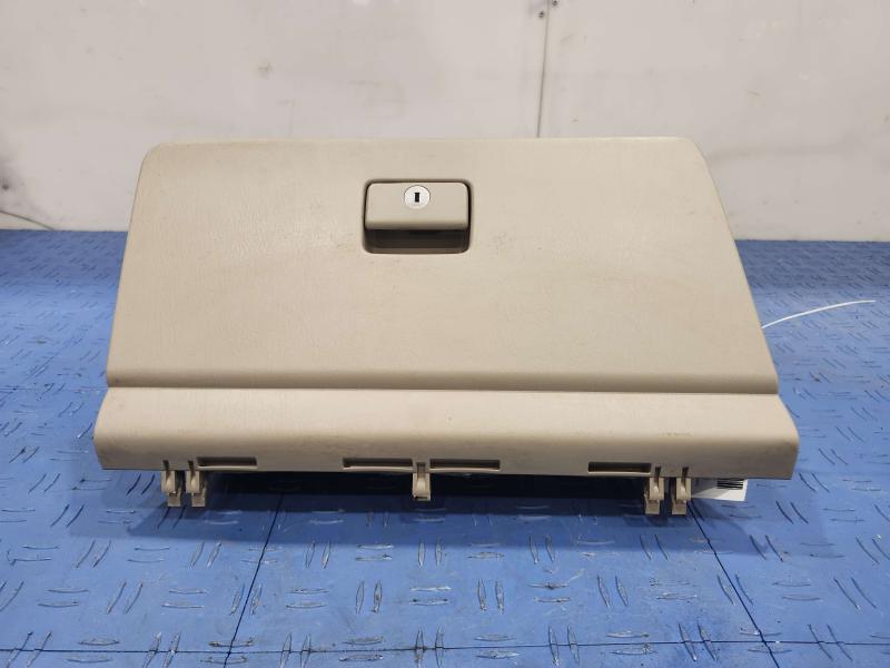 2002 Toyota Camry Glove Box