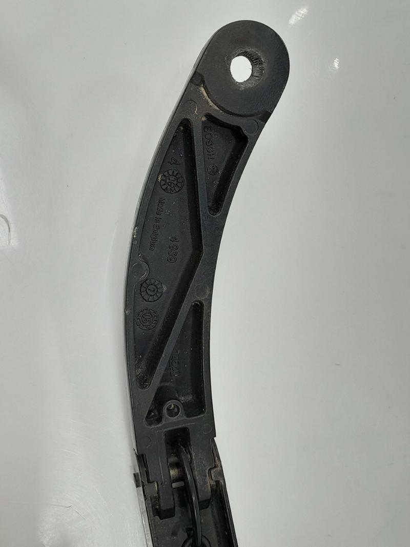 2007 Audi S6 Wiper Arm