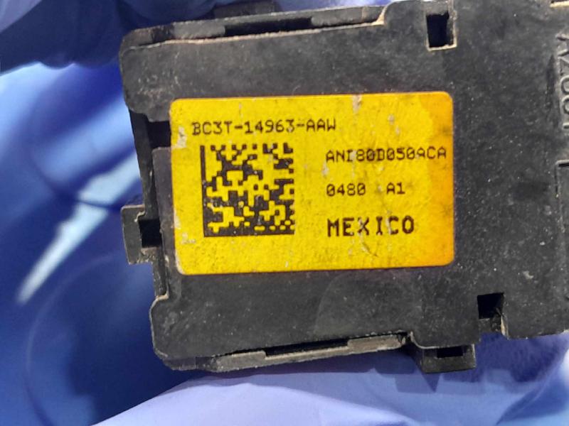 2011 Ford F-250 Super Duty Door Switch Front