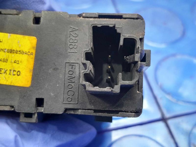 2011 Ford F-250 Super Duty Door Switch Front