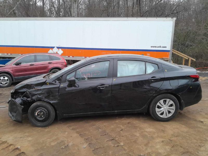 2025 Nissan Versa Front Door Regulator
