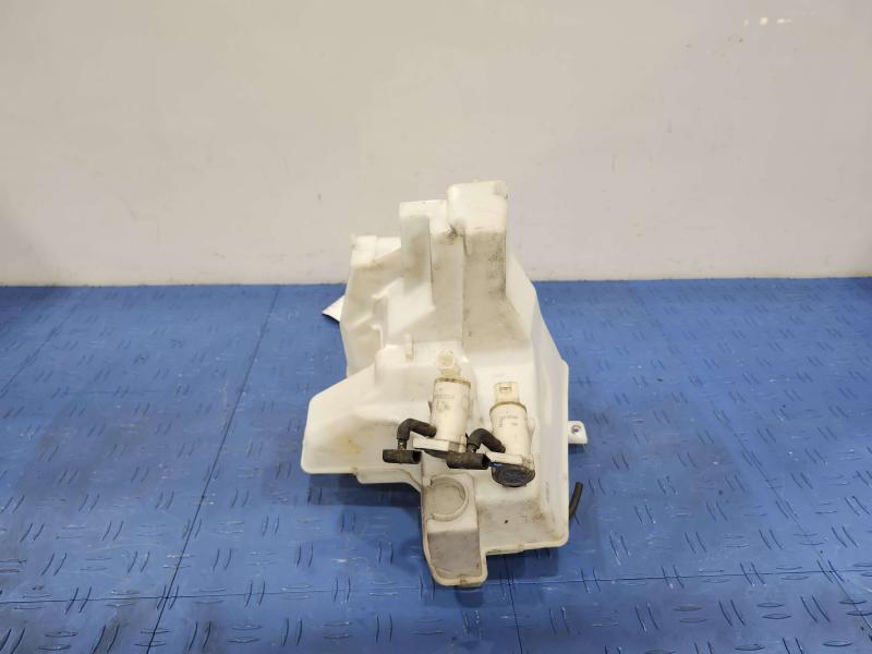 2015 Subaru Forester Washer Bottle