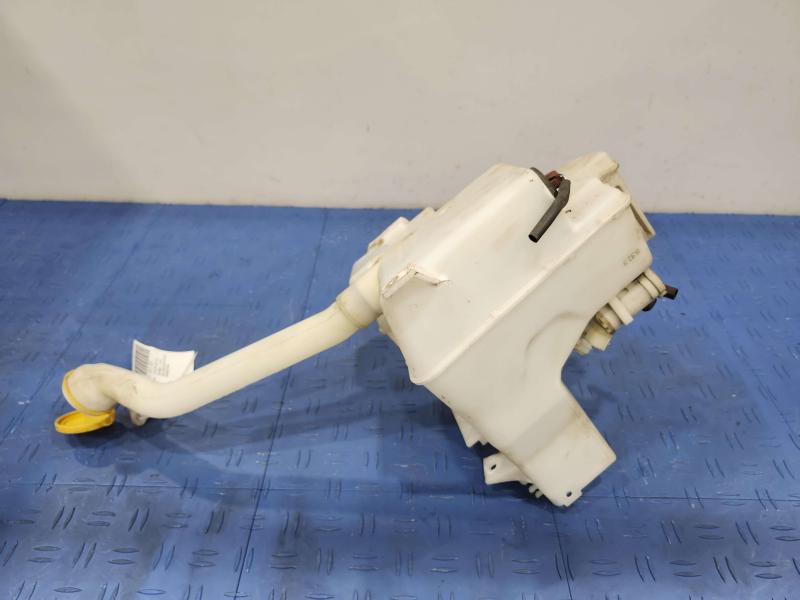 2015 Subaru Forester Washer Bottle