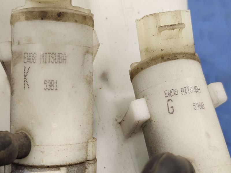 2015 Subaru Forester Washer Bottle