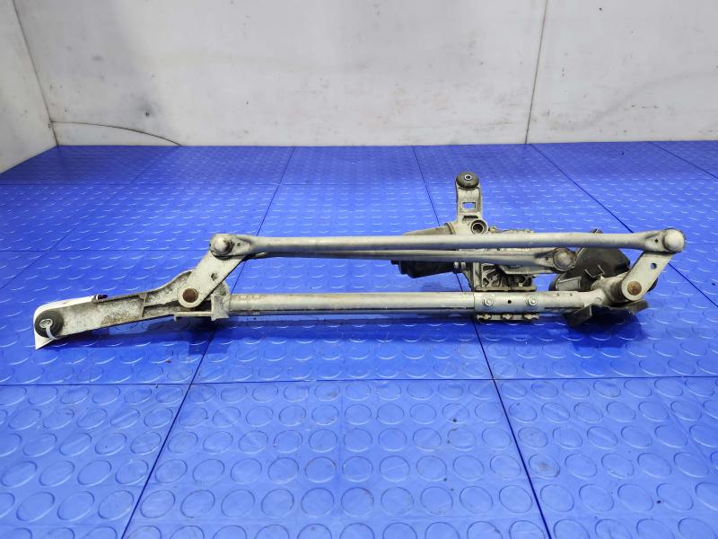 2012 Subaru Legacy Wiper Motor Front