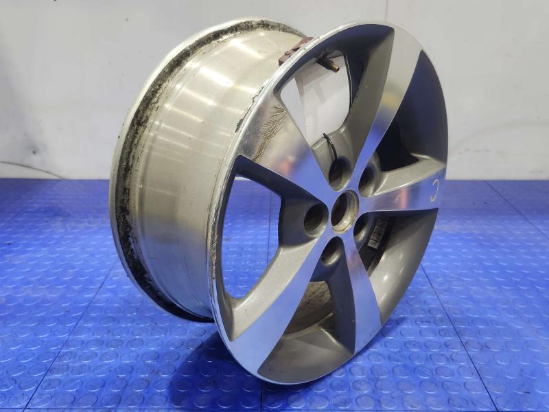 2009 Chevrolet Malibu Wheel