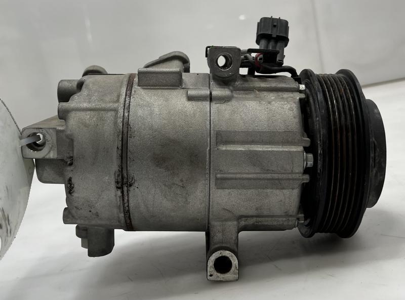 2020 - 2023 Kia Rio AC Compressor Assembly OEM 97701H9200