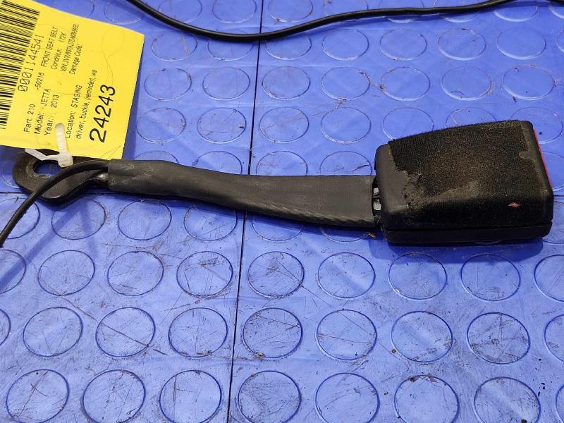 2013 Volkswagen Jetta Front Seat Belt