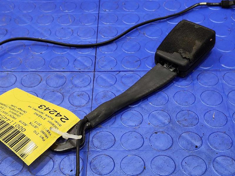 2013 Volkswagen Jetta Front Seat Belt