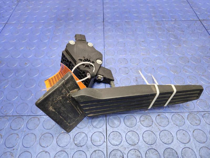 2013 Lexus GS 350 Pedal Assembly
