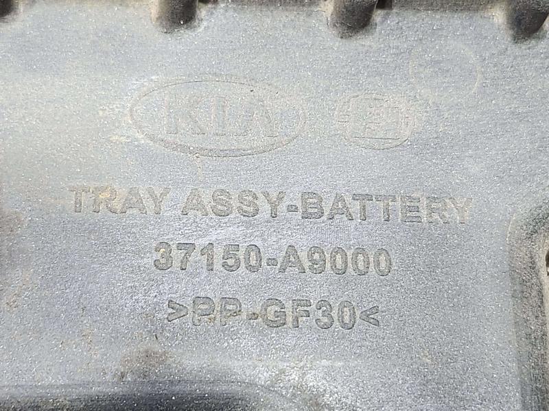 2015-2021 Kia Sedona OEM 80 Amp Battery Tray Carrier Assembly 37150A9000