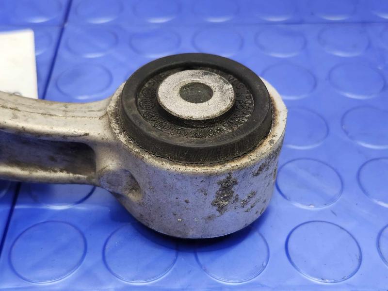 2011 Volkswagen Touareg Upper Control Arm Front