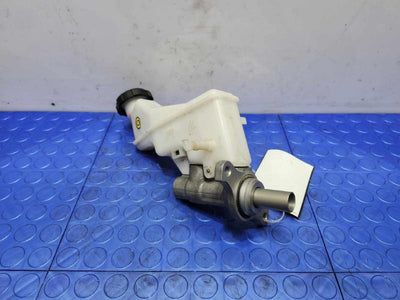 2018-2019 Kia Rio Brake Master Cylinder Assembly Genuine OEM 58510H9210
